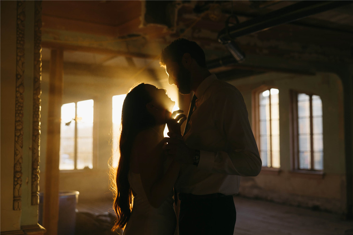 复古情绪氛围感人物永恒婚纱旅拍写真摄影LR调色预设 G-Presets - Summer Grace Presets . 第24张-素材湾丨精选海外优质设计素材资源 复古情绪氛围感人物永恒婚纱旅拍写真摄影LR调色预设 G-Presets - Summer Grace Presets . sucaiwan.com