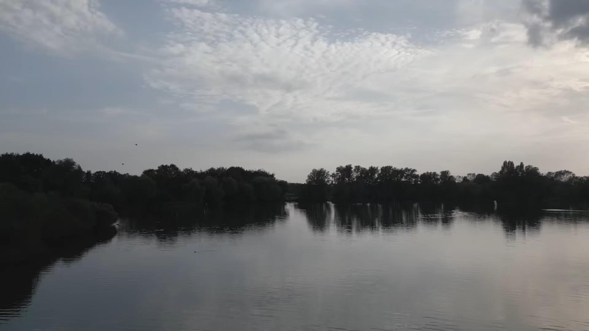 DJI 大疆日出日落黄金时段逆光风景旅拍调色预设LUT包 . sucaiwan.com