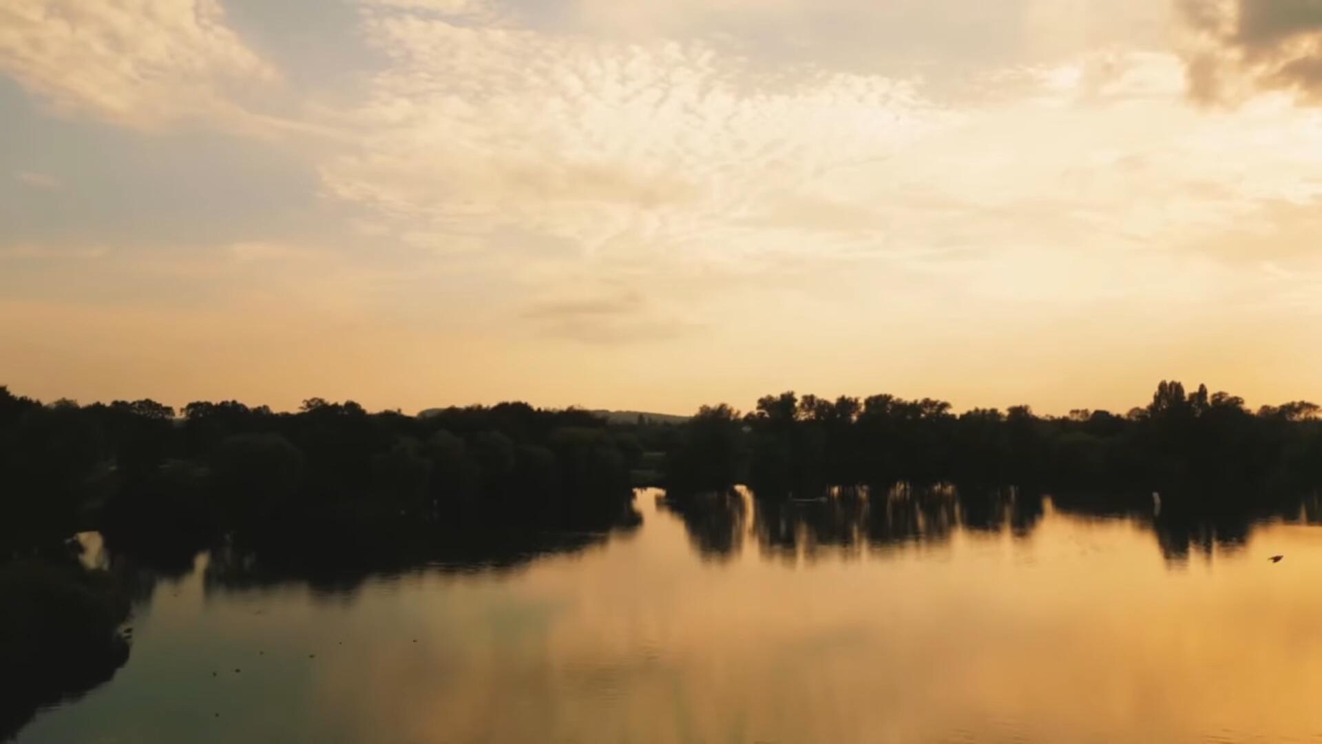 DJI 大疆日出日落黄金时段逆光风景旅拍调色预设LUT包 . sucaiwan.com