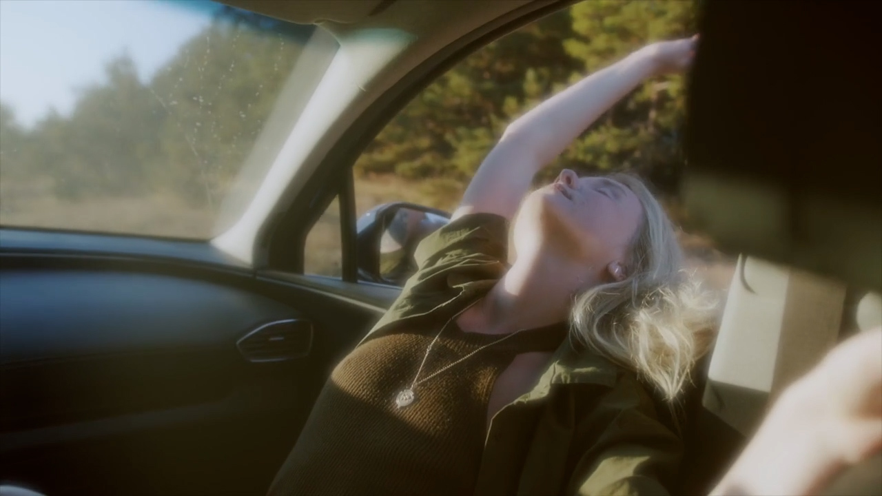 抖音VLOG柔焦梦幻雾霾专业柔光镜头滤镜电影视觉效果PR/FCPX预设 CREATIVE ASSETS DREAMY HAZE V2.0 插件预设 第5张-素材湾丨精选海外优质设计素材资源 抖音VLOG柔焦梦幻雾霾专业柔光镜头滤镜电影视觉效果PR/FCPX预设 CREATIVE ASSETS DREAMY HAZE V2.0 插件预设 sucaiwan.com