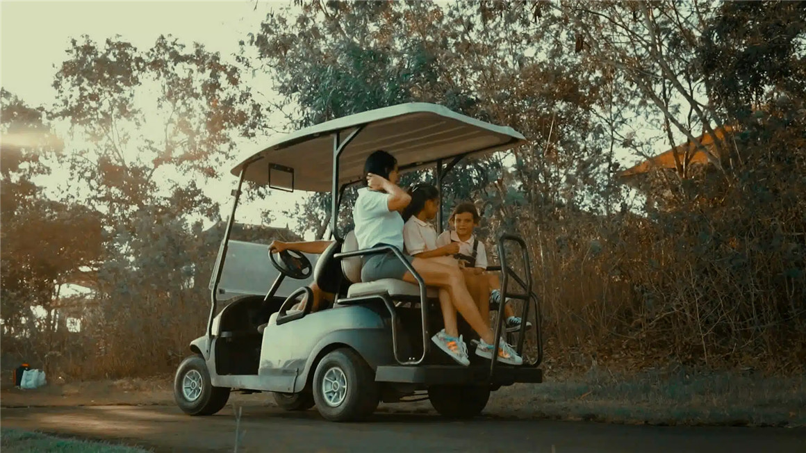 复古温暖情绪风格胶片模拟颜色分级LUT调色预设 film emulation lut . 第3张-素材湾丨精选海外优质设计素材资源 复古温暖情绪风格胶片模拟颜色分级LUT调色预设 film emulation lut . sucaiwan.com