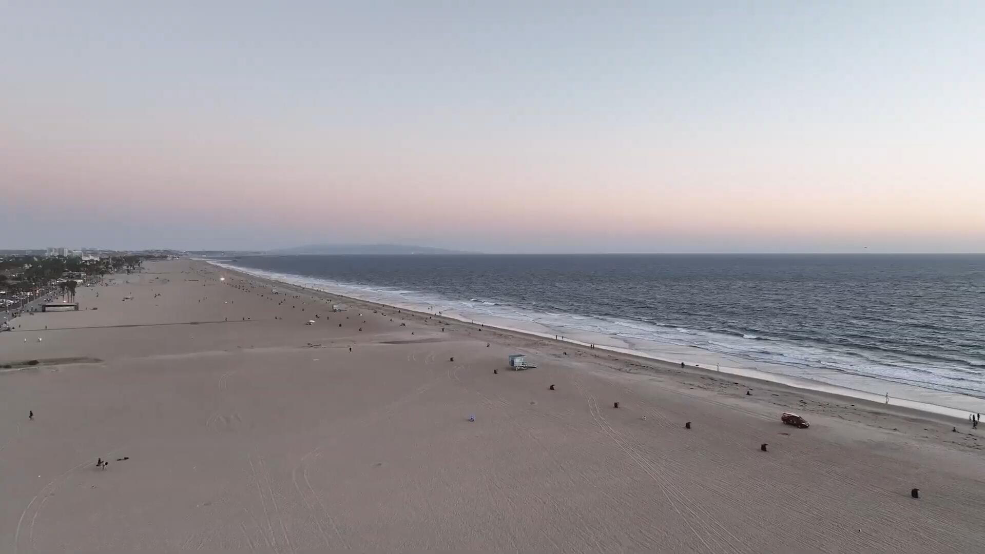 复古温暖情绪风格胶片模拟颜色分级LUT调色预设 film emulation lut . 第4张-素材湾丨精选海外优质设计素材资源 复古温暖情绪风格胶片模拟颜色分级LUT调色预设 film emulation lut . sucaiwan.com