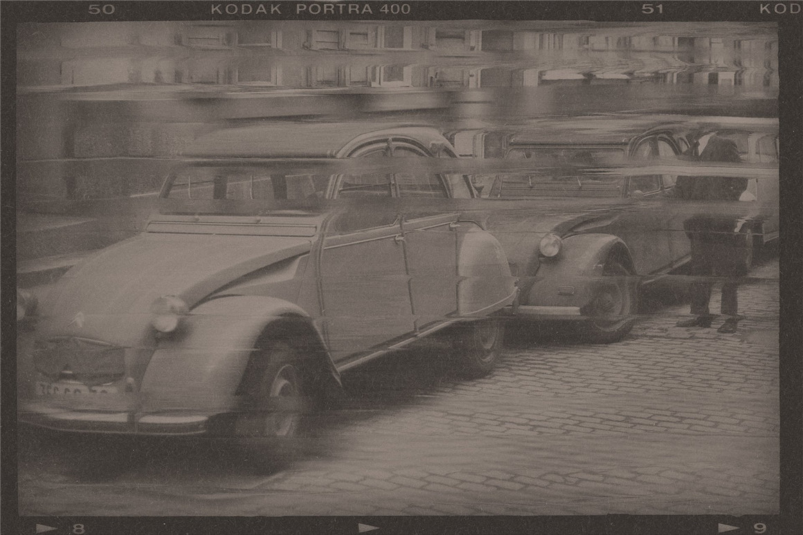 Divided 复古模拟迷失衰减失真置换纹理效果PSD模板 Decay Vintage Photo Effect . 第7张-素材湾丨精选海外优质设计素材资源 Divided 复古模拟迷失衰减失真置换纹理效果PSD模板 Decay Vintage Photo Effect . sucaiwan.com