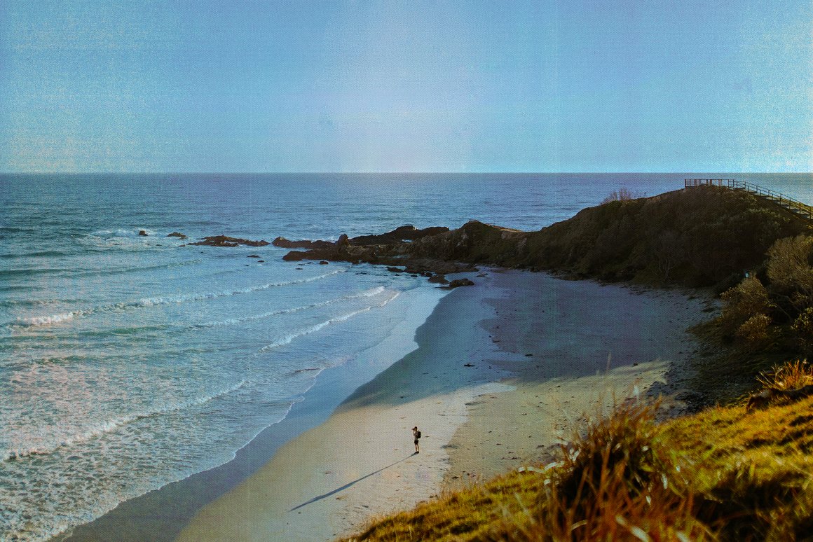 90年代复古做旧颗粒划痕雾霾照片叠加纹理拍摄效果 Goodies.Buro - Timeless Haze Effect . 第7张-素材湾丨精选海外优质设计素材资源 90年代复古做旧颗粒划痕雾霾照片叠加纹理拍摄效果 Goodies.Buro - Timeless Haze Effect . sucaiwan.com