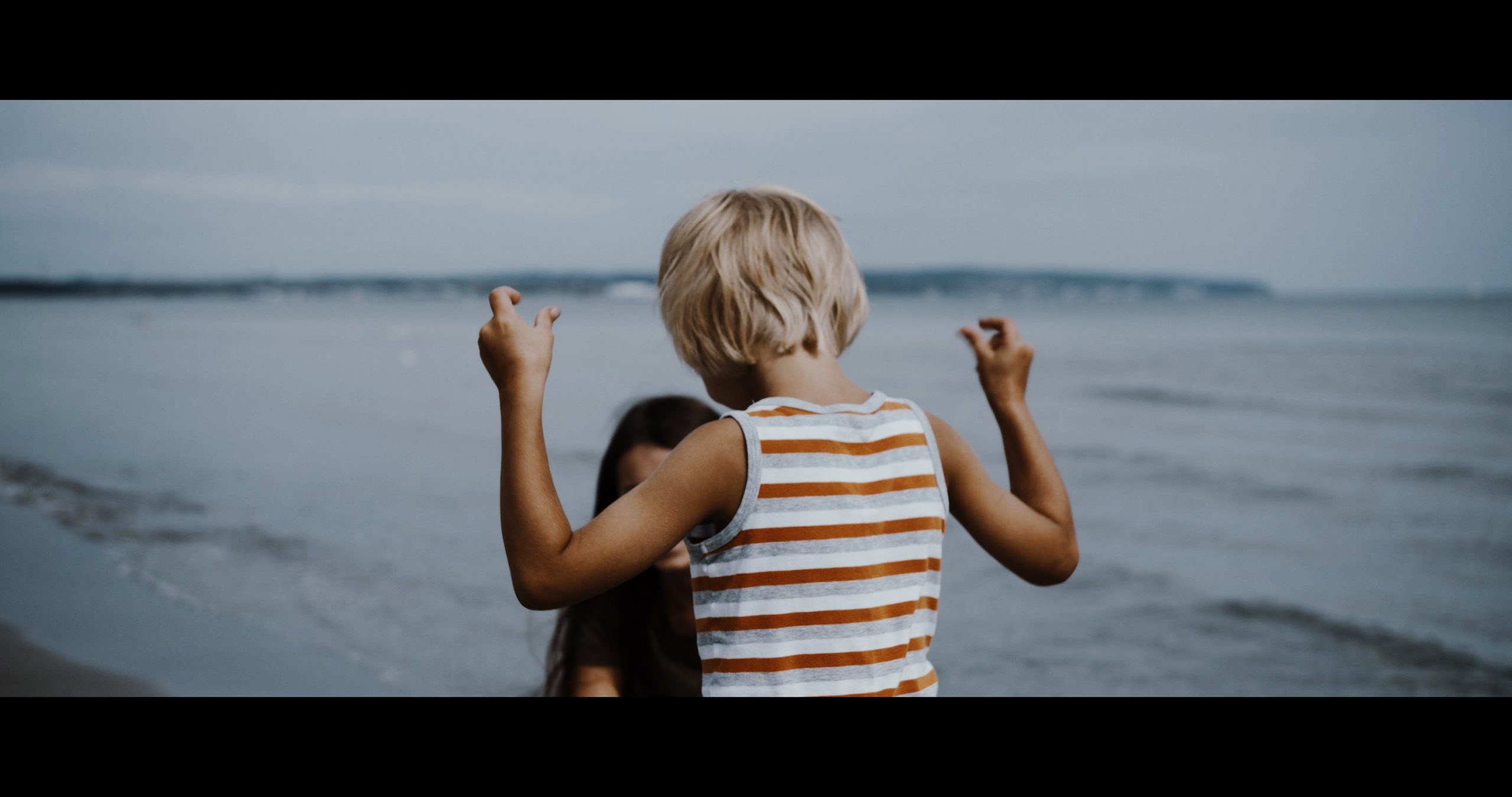 油管大神Roman Hense原创BMPCC4K还原lut调色预设:Roman Hense LUTS for BMPCC 4k FILM-S19 Cinematic 插件预设 第3张-素材湾丨精选海外优质设计素材资源 油管大神Roman Hense原创BMPCC4K还原lut调色预设:Roman Hense LUTS for BMPCC 4k FILM-S19 Cinematic 插件预设 sucaiwan.com