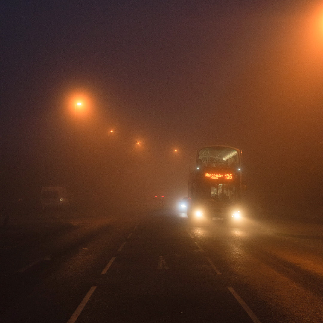 《银翼杀手》超现实反乌托邦夜景氛围黑暗色调LR调色预设 Cinegrams Dystopian Looks V2 插件预设 第18张-素材湾丨精选海外优质设计素材资源 《银翼杀手》超现实反乌托邦夜景氛围黑暗色调LR调色预设 Cinegrams Dystopian Looks V2 插件预设 sucaiwan.com