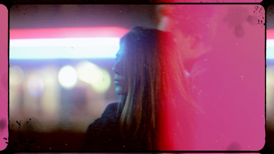 FCPX插件：复古柯达8mm胶片烧伤颗粒灰尘穿孔电影哑光包 Dirty Film Matte Pack (Super 8mm) – Final Cut Pro 插件预设 sucaiwan.com