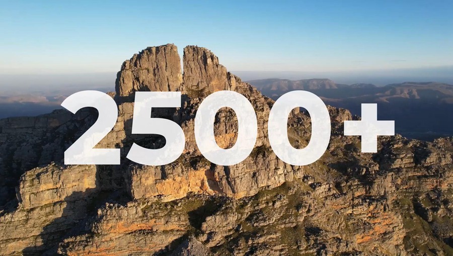 AE插件:2652组数字故障失真扭曲缩放拼贴图形遮罩视频转场预设 Transitions Toolbox V2 . 第3张-素材湾丨精选海外优质设计素材资源 AE插件:2652组数字故障失真扭曲缩放拼贴图形遮罩视频转场预设 Transitions Toolbox V2 . sucaiwan.com