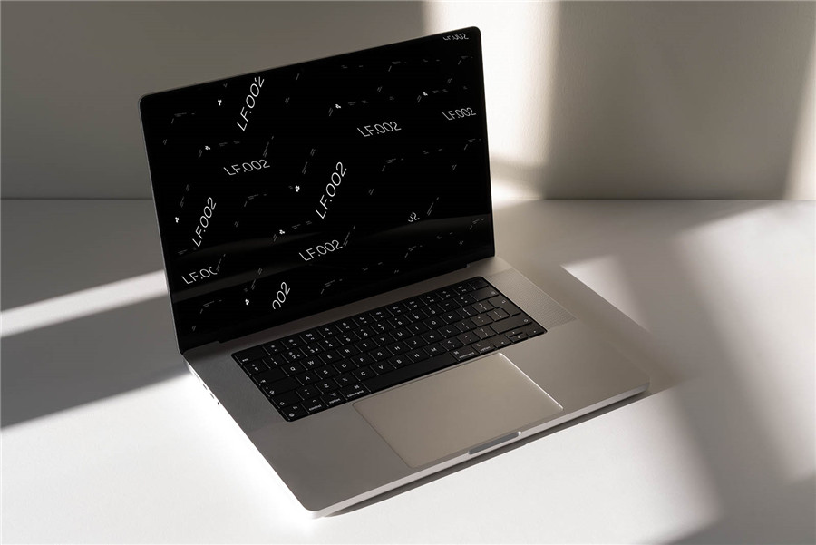 9个PC笔记本手机品牌设备模型屏幕PSD模板样机 Studio-Few-Layers-Bundle 样机素材 第6张-素材湾丨精选海外优质设计素材资源 9个PC笔记本手机品牌设备模型屏幕PSD模板样机 Studio-Few-Layers-Bundle 样机素材 sucaiwan.com
