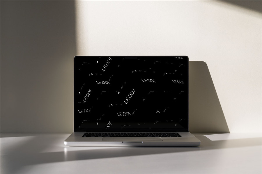 9个PC笔记本手机品牌设备模型屏幕PSD模板样机 Studio-Few-Layers-Bundle 样机素材 第7张-素材湾丨精选海外优质设计素材资源 9个PC笔记本手机品牌设备模型屏幕PSD模板样机 Studio-Few-Layers-Bundle 样机素材 sucaiwan.com