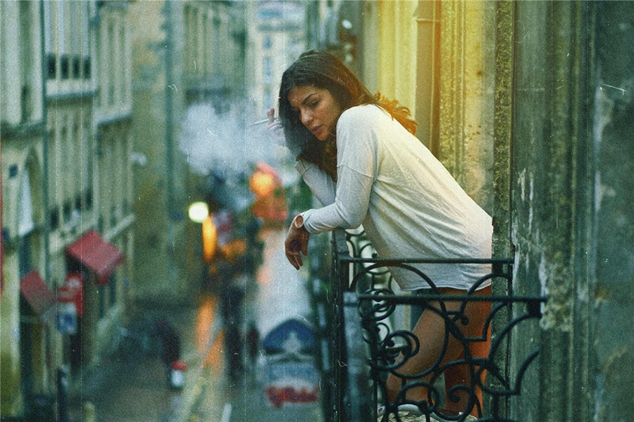 复古90年代胶片燃烧温暖老图片照片摄影做旧颗粒纹理叠加PSD特效样机 . 第5张-素材湾丨精选海外优质设计素材资源 复古90年代胶片燃烧温暖老图片照片摄影做旧颗粒纹理叠加PSD特效样机 . sucaiwan.com