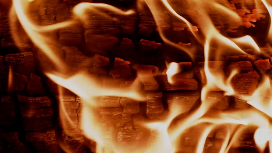 视频素材:100组真实木头燃烧火焰炽热柴火花特效动画4K视频素材 BusyBoxx V30 Smouldering Hot 影视音频 第5张-素材湾丨精选海外优质设计素材资源 视频素材:100组真实木头燃烧火焰炽热柴火花特效动画4K视频素材 BusyBoxx V30 Smouldering Hot 影视音频 sucaiwan.com