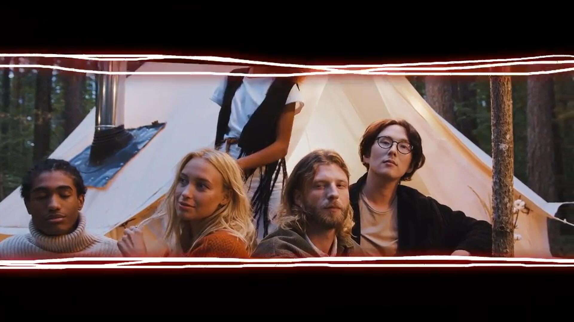 AE/PR模板：复古胶片纹理线条撕裂损坏效果电影无缝转场过渡 . sucaiwan.com