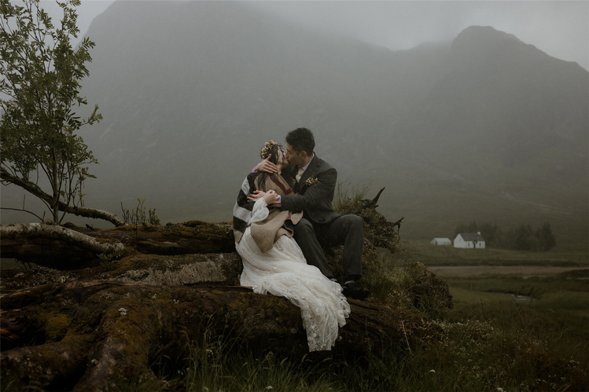 电影氛围高级质感婚礼旅行人像摄影调色LR预设 DVLOP - The Kitcheners - Majestic Presets + Video Guide . 第6张-素材湾丨精选海外优质设计素材资源 电影氛围高级质感婚礼旅行人像摄影调色LR预设 DVLOP - The Kitcheners - Majestic Presets + Video Guide . sucaiwan.com