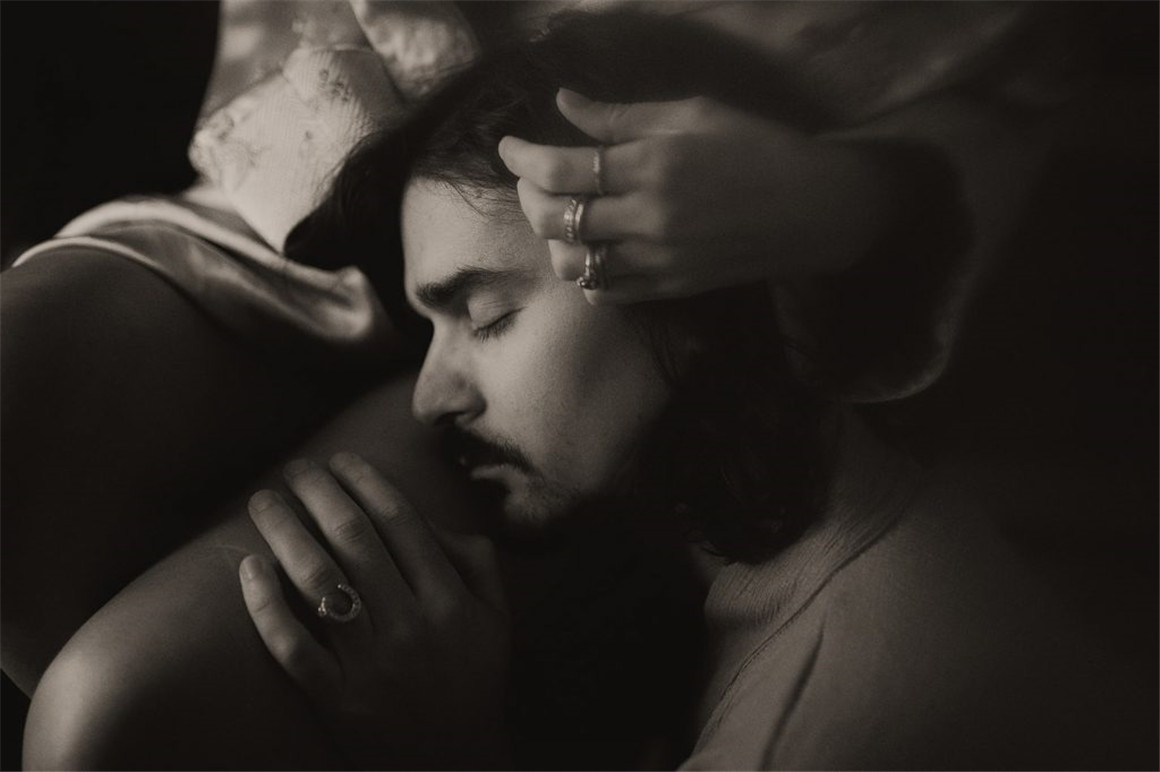 经典永恒褪色黑白胶片颗粒质感LR调色预设 Meridian - Mari Trancoso-Impermanence Presets . sucaiwan.com