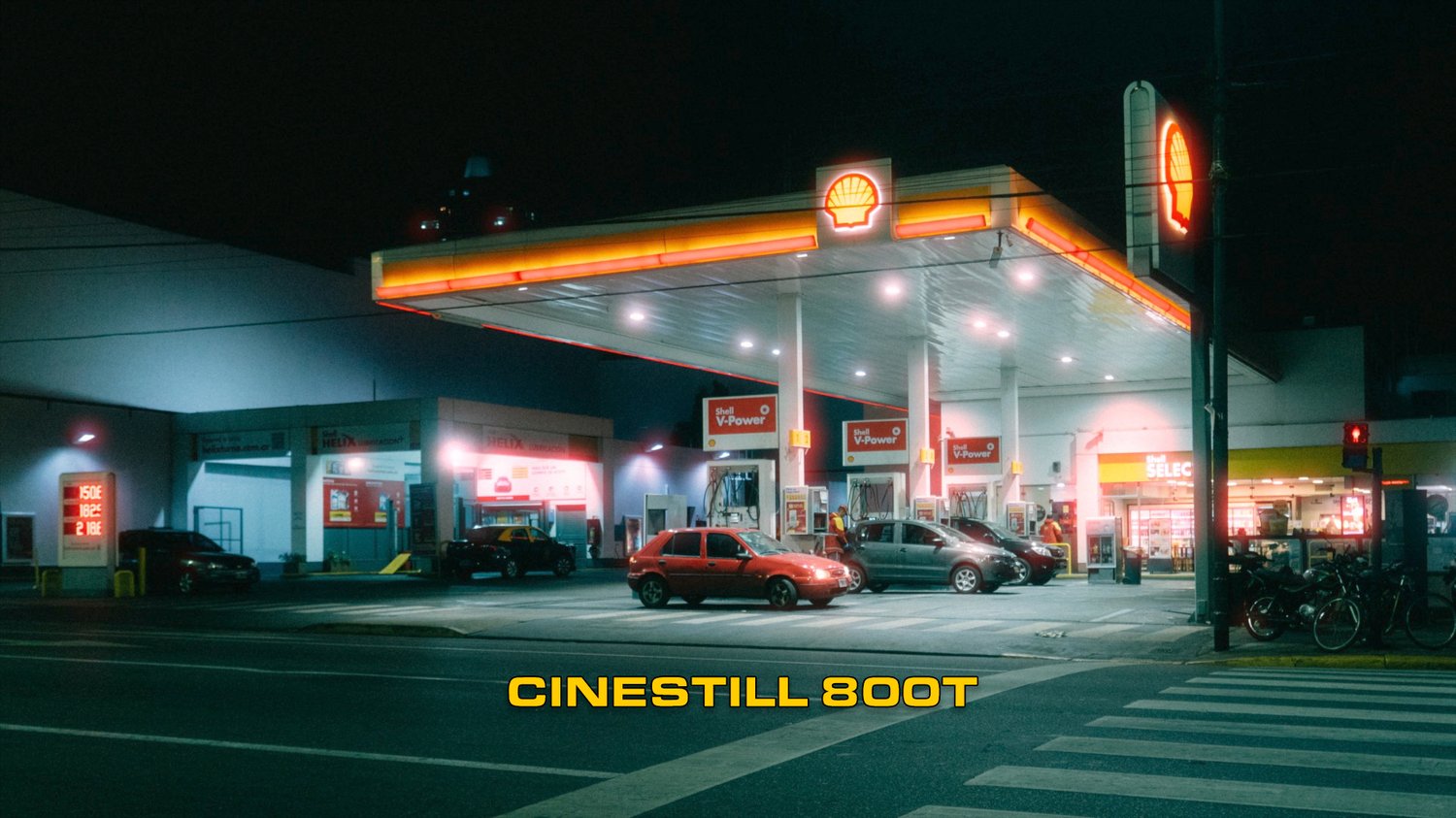 复古柯达Cinestill 800T电影红色光晕模拟PS动作 . sucaiwan.com