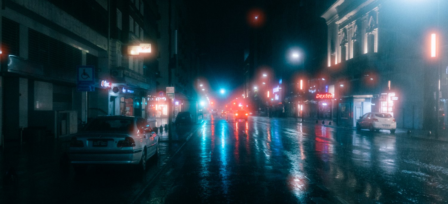 复古柯达Cinestill 800T电影红色光晕模拟PS动作 . sucaiwan.com