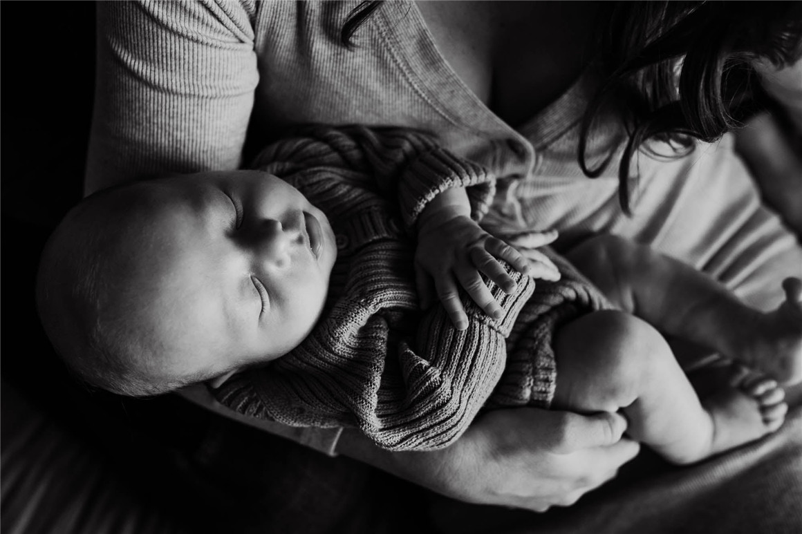 Becca Jean 鲜艳温馨奶油色发光肤色人像摄影摄影LR调色预设 The Inner Light Presets Collection . sucaiwan.com