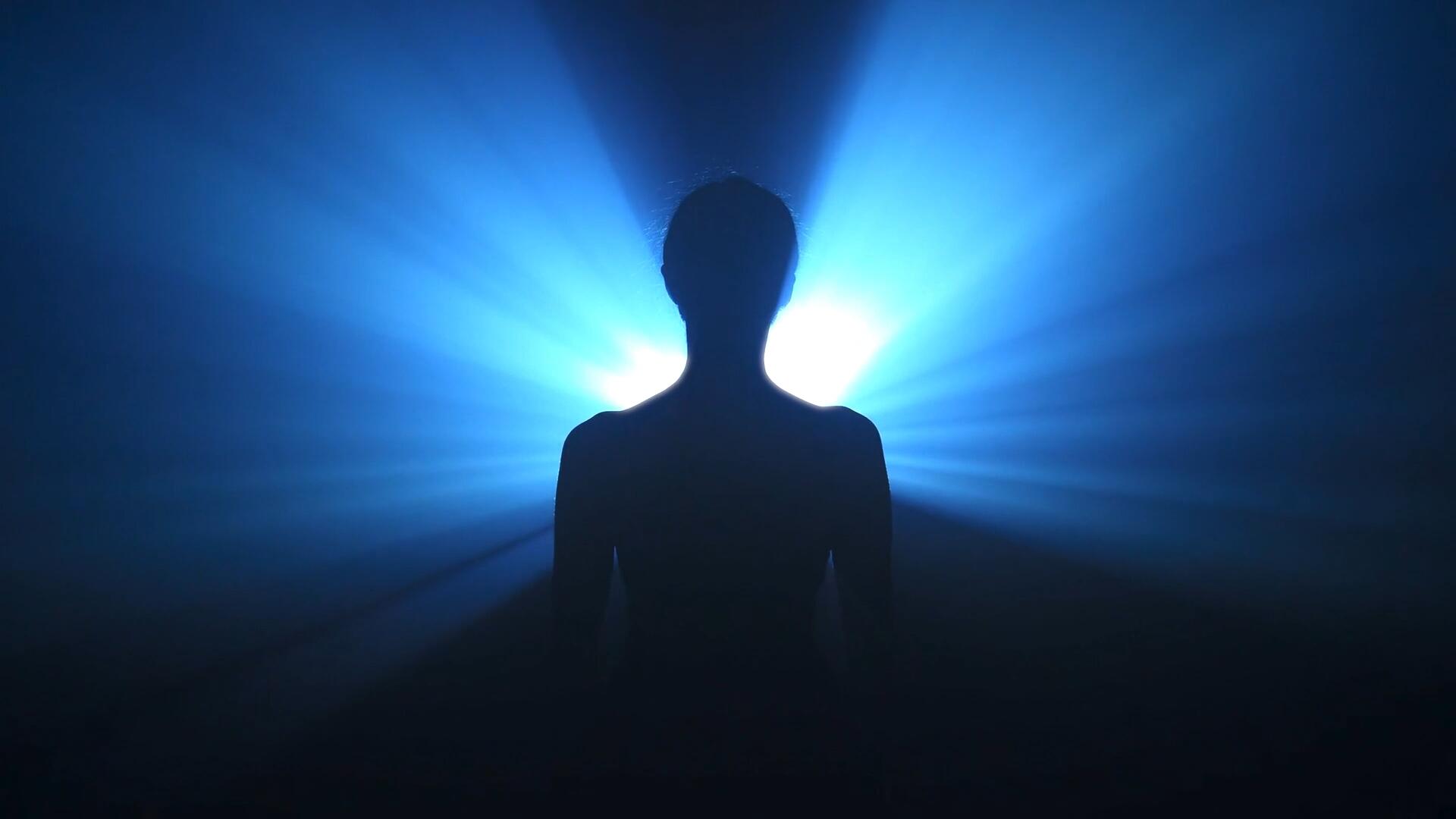 达芬奇预设：逼真梦幻光衍射棱镜灯光视觉效果预设包 . sucaiwan.com