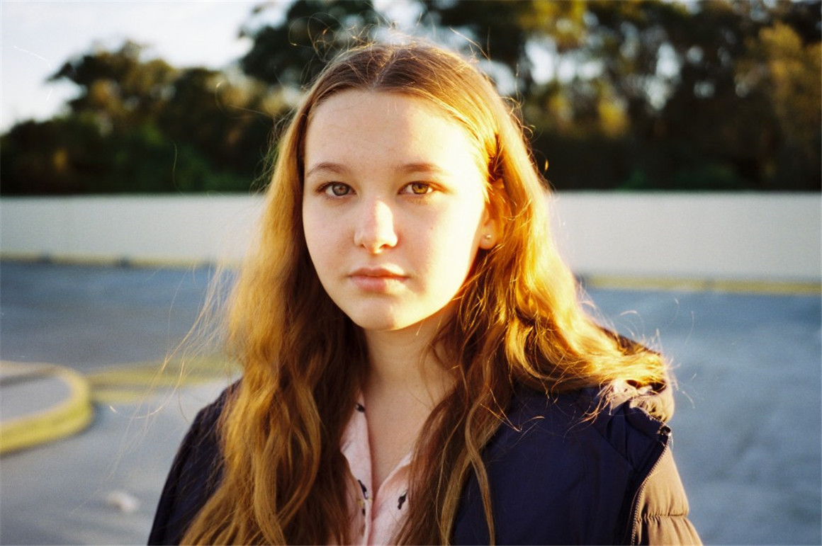 复古柯达CineStill 400D胶片电影仿真模拟LR预设 CineStill 400D Film Emulation Lightroom Preset 插件预设 第3张-素材湾丨精选海外优质设计素材资源 复古柯达CineStill 400D胶片电影仿真模拟LR预设 CineStill 400D Film Emulation Lightroom Preset 插件预设 sucaiwan.com