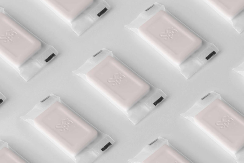 30+酒店民宿洗护办公用品VI文创样机PSD模板 样机素材 sucaiwan.com