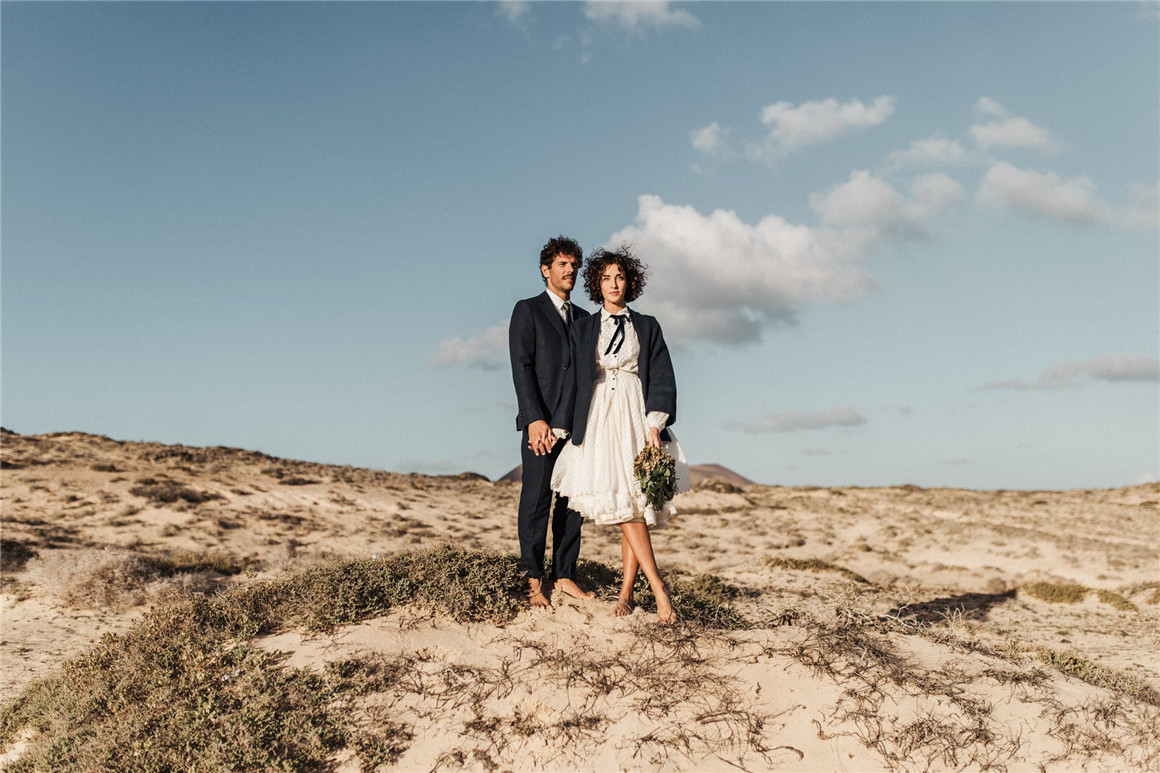 LR预设:复古暖色调户外旅行婚礼摄影照片调色LR预设 Archipelago – Quest 32 Zalea Presets . 第10张-素材湾丨精选海外优质设计素材资源 LR预设:复古暖色调户外旅行婚礼摄影照片调色LR预设 Archipelago – Quest 32 Zalea Presets . sucaiwan.com