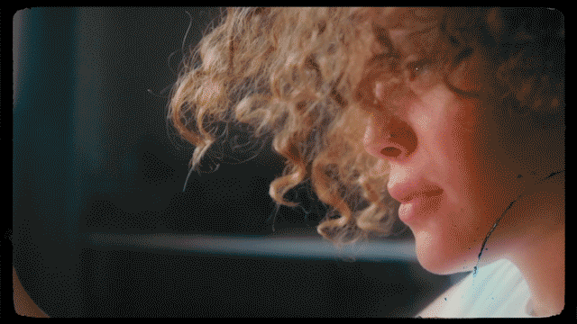 Blindusk 新潮复古胶片斑驳质感圆孔过渡转场纹理卷视频素材 影视音频 第4张-素材湾丨精选海外优质设计素材资源 Blindusk 新潮复古胶片斑驳质感圆孔过渡转场纹理卷视频素材 影视音频 sucaiwan.com