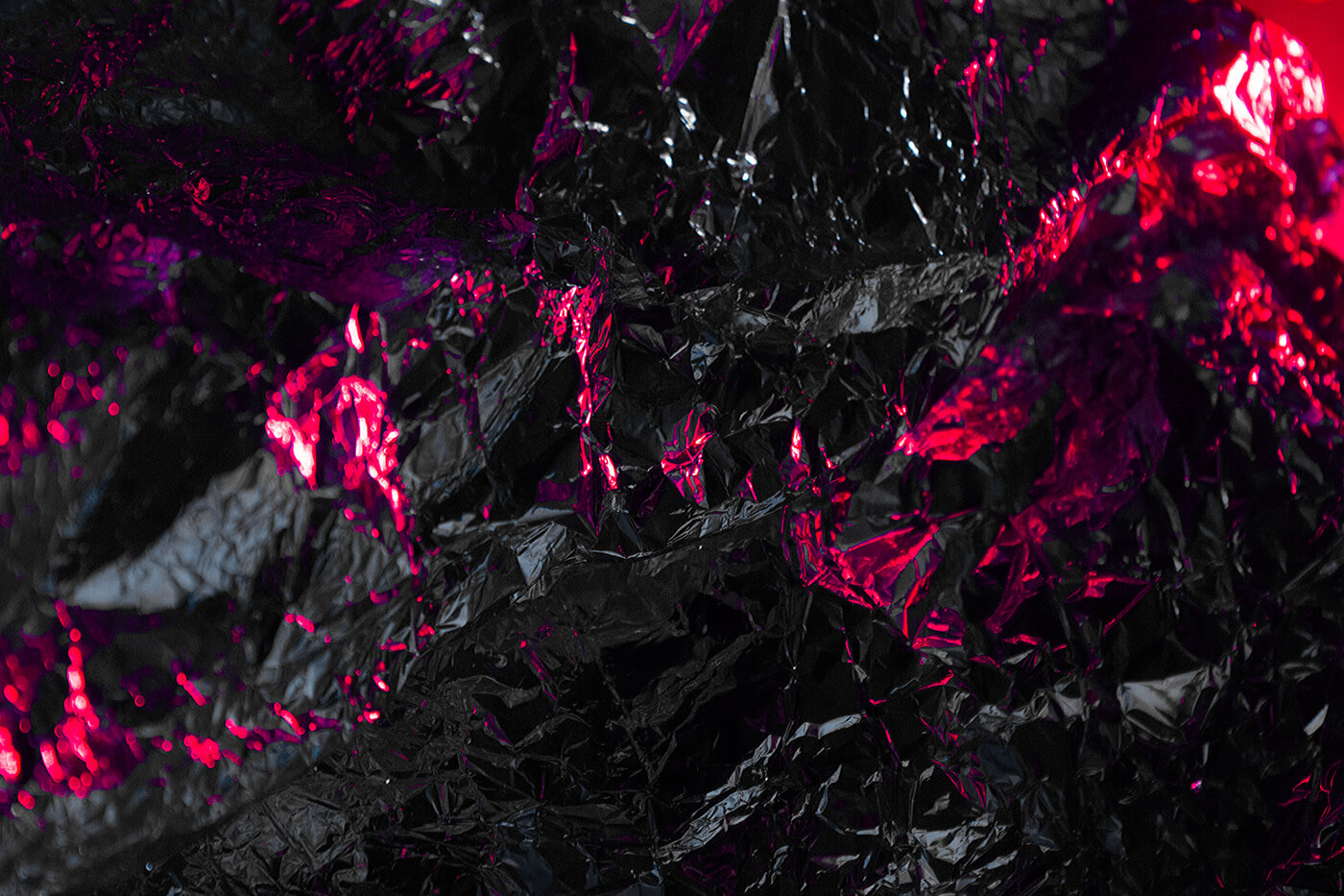 新潮全息塑料锡箔纸泡沫反光材质素材包+PSD样机 样机素材 sucaiwan.com