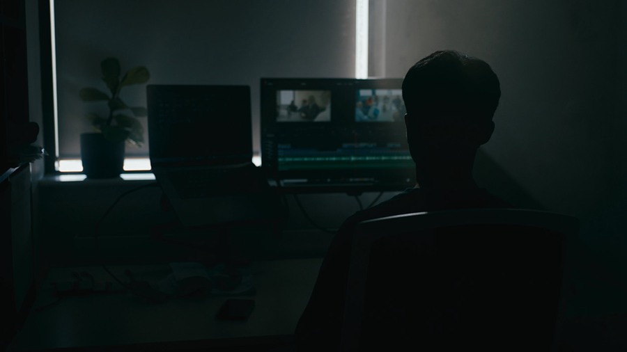 DIGIFILM Powergrade 复古35mm网飞电影胶感片仿真模拟颗粒光晕达芬奇调色节点 APP UI 第9张-素材湾丨精选海外优质设计素材资源 DIGIFILM Powergrade 复古35mm网飞电影胶感片仿真模拟颗粒光晕达芬奇调色节点 APP UI sucaiwan.com