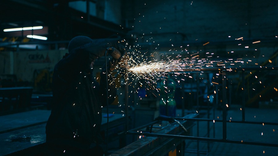 DIGIFILM Powergrade 复古35mm网飞电影胶感片仿真模拟颗粒光晕达芬奇调色节点 APP UI 第15张-素材湾丨精选海外优质设计素材资源 DIGIFILM Powergrade 复古35mm网飞电影胶感片仿真模拟颗粒光晕达芬奇调色节点 APP UI sucaiwan.com