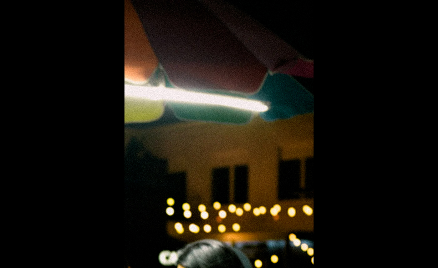 CineStill 400D 复古胶片模拟专业调色摄影扫街LR胶片预设+PS光晕动作 CineStill 400D Film Emulation Lightroom Preset 插件预设 第7张-素材湾丨精选海外优质设计素材资源 CineStill 400D 复古胶片模拟专业调色摄影扫街LR胶片预设+PS光晕动作 CineStill 400D Film Emulation Lightroom Preset 插件预设 sucaiwan.com