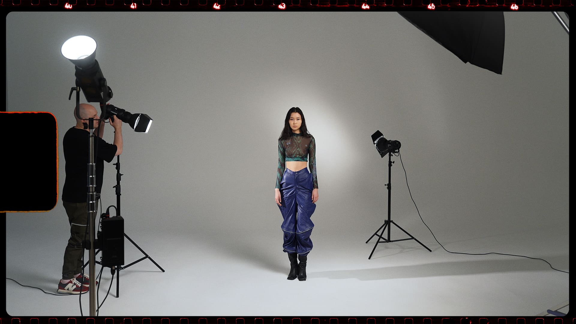 大师课程:灯光美学人物产品摄影打光工作室照明理论实操课程 , 第2张-素材湾丨精选海外优质设计素材资源 大师课程:灯光美学人物产品摄影打光工作室照明理论实操课程 , sucaiwan.com