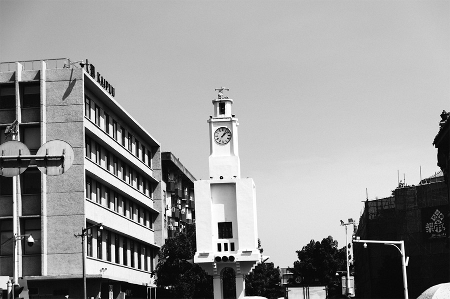 HP5 Plus 400 经典黑白胶片家庭纪录片街头摄影和婚礼人像LR预设 PD PRESETS BW5 PLUS Pushed 插件预设 第8张-素材湾丨精选海外优质设计素材资源 HP5 Plus 400 经典黑白胶片家庭纪录片街头摄影和婚礼人像LR预设 PD PRESETS BW5 PLUS Pushed 插件预设 sucaiwan.com