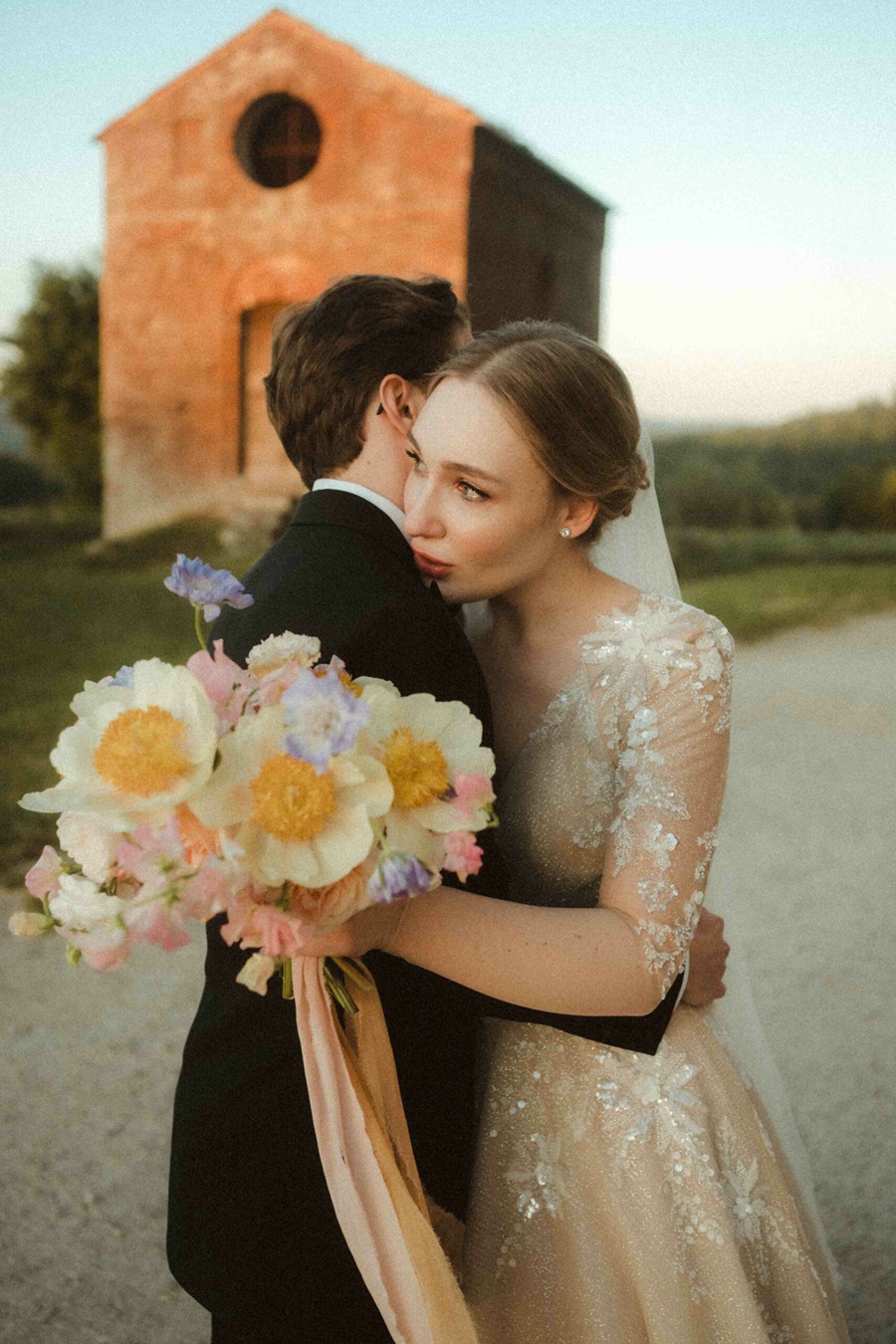 复古风格永恒干净自然人像婚礼摄影LR调色预设 KWP06 SIGNATURE PACK 2023 , sucaiwan.com