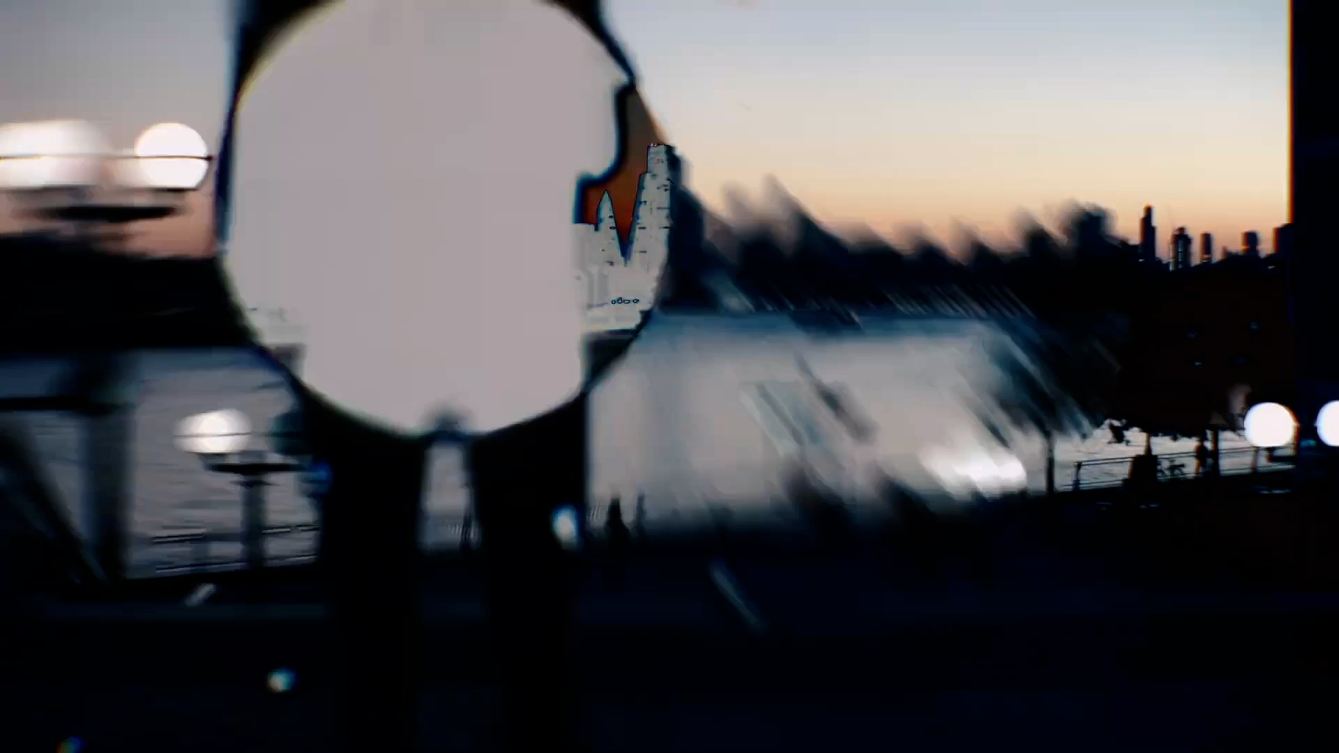 Ryan Nangle 20个独特复古8mm胶片穿孔覆盖叠加过渡转场 FCPX插件 AI Transition Pack 插件预设 sucaiwan.com