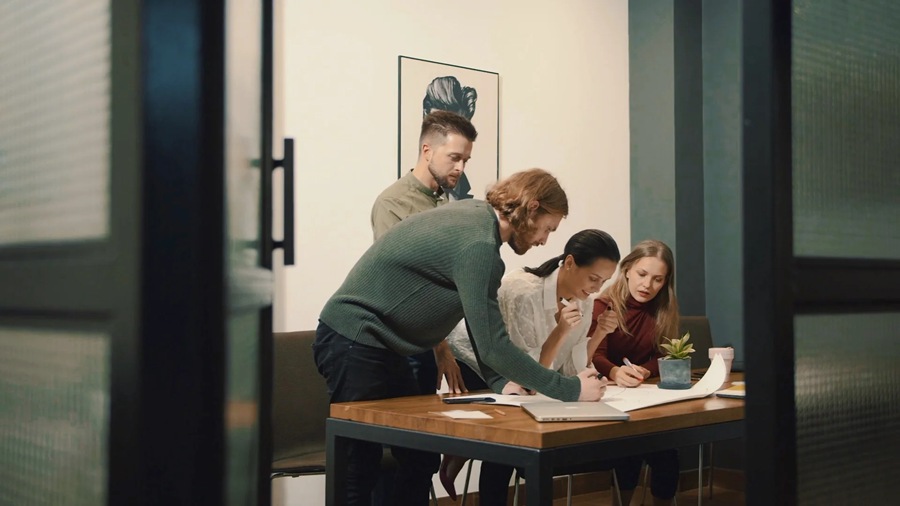 Blindusk CORPORATE LUTs 50个企业公司广告片电影外观 LUTS , 第3张-素材湾丨精选海外优质设计素材资源 Blindusk CORPORATE LUTs 50个企业公司广告片电影外观 LUTS , sucaiwan.com