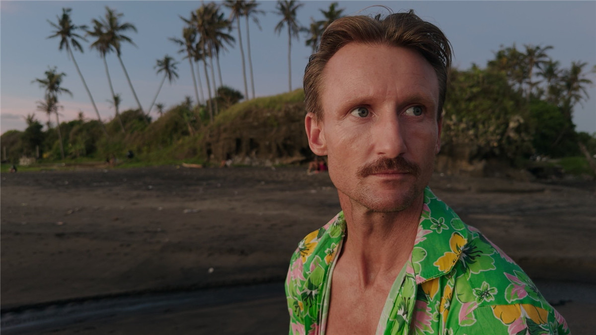 苹果Apple Log转阿莱色彩电影感LUT调色预设 The One LUT for Iphone Apple Log 插件预设 第3张-素材湾丨精选海外优质设计素材资源 苹果Apple Log转阿莱色彩电影感LUT调色预设 The One LUT for Iphone Apple Log 插件预设 sucaiwan.com