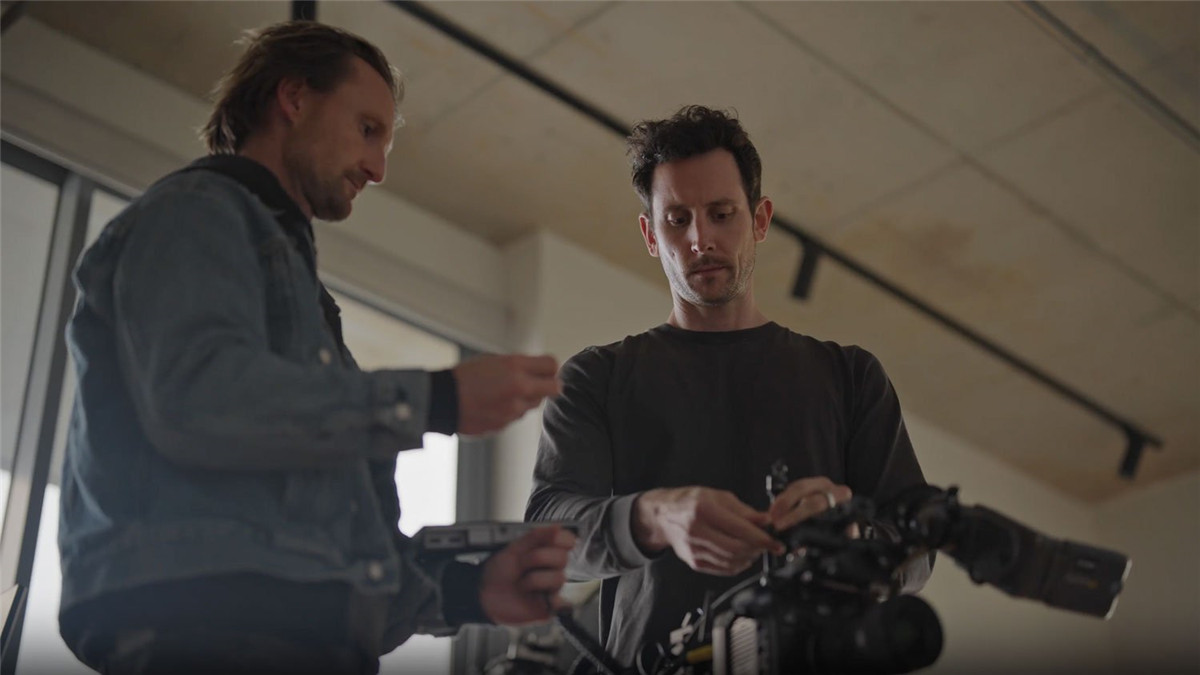 苹果Apple Log转阿莱色彩电影感LUT调色预设 The One LUT for Iphone Apple Log 插件预设 第33张-素材湾丨精选海外优质设计素材资源 苹果Apple Log转阿莱色彩电影感LUT调色预设 The One LUT for Iphone Apple Log 插件预设 sucaiwan.com