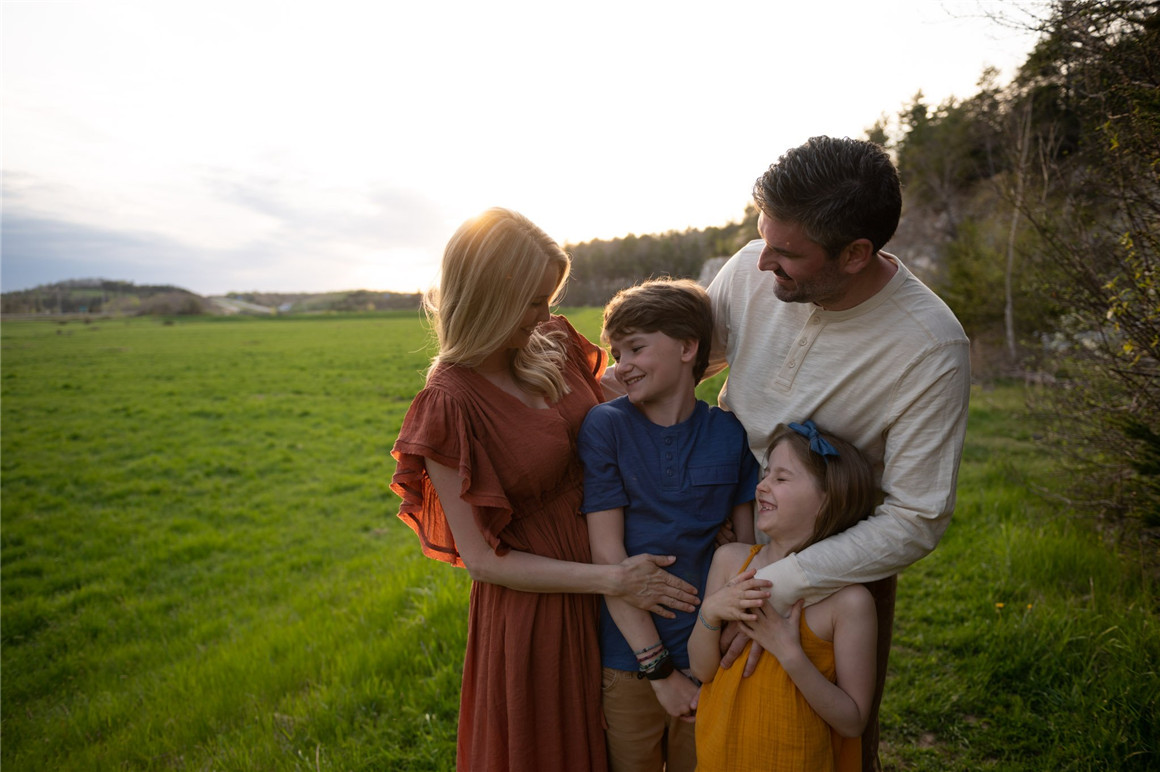 LR预设:家庭/儿童摄影户外海滩旅拍Lightroom调色预设 The Beach Collection - Desktop and Mobile 插件预设 第9张-素材湾丨精选海外优质设计素材资源 LR预设:家庭/儿童摄影户外海滩旅拍Lightroom调色预设 The Beach Collection - Desktop and Mobile 插件预设 sucaiwan.com