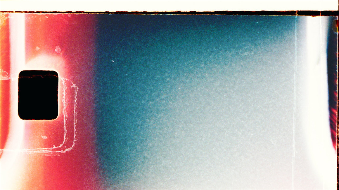 Tropic Colour 独特复古胶卷薄膜燃烧漏光刻录8/16/35mm视频素材 Tropic Colour FILM BURNS VOL 1. FX & TRANSITIONS , 第8张-素材湾丨精选海外优质设计素材资源 Tropic Colour 独特复古胶卷薄膜燃烧漏光刻录8/16/35mm视频素材 Tropic Colour FILM BURNS VOL 1. FX & TRANSITIONS , sucaiwan.com