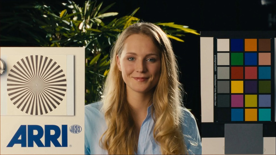 Fuji + Kodak 青橙色达芬奇调色节点 DaVinci Resolve 胶片外观颜色分级 PowerGrade 套装 插件预设 第8张-素材湾丨精选海外优质设计素材资源 Fuji + Kodak 青橙色达芬奇调色节点 DaVinci Resolve 胶片外观颜色分级 PowerGrade 套装 插件预设 sucaiwan.com