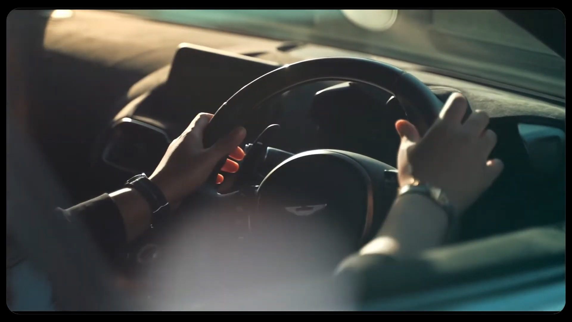 MoonBear 超过100个 4K 视频光效漏光覆盖灯光转场过渡 Eminence – Light Leak Overlays 插件预设 第4张-素材湾丨精选海外优质设计素材资源 MoonBear 超过100个 4K 视频光效漏光覆盖灯光转场过渡 Eminence – Light Leak Overlays 插件预设 sucaiwan.com