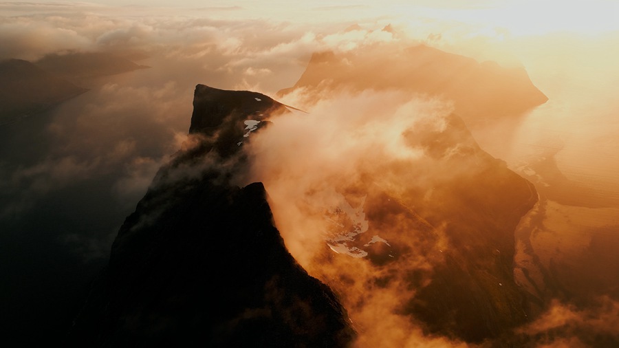 36个索尼/佳能/Gopro创意电影感风格化调色预设LUT Gastón Luna – GL Signature LUT 插件预设 第12张-素材湾丨精选海外优质设计素材资源 36个索尼/佳能/Gopro创意电影感风格化调色预设LUT Gastón Luna – GL Signature LUT 插件预设 sucaiwan.com