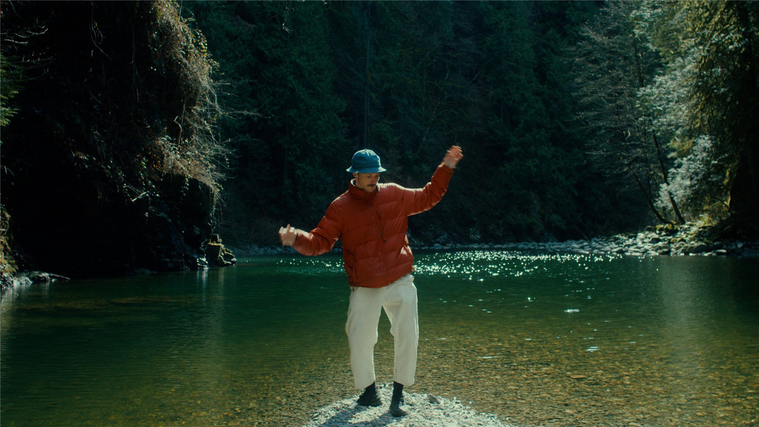 户外VLOG氛围感柯达胶片色彩模拟电影调色LUT预设 Justin Monarch – The Monarch LUT 插件预设 第8张-素材湾丨精选海外优质设计素材资源 户外VLOG氛围感柯达胶片色彩模拟电影调色LUT预设 Justin Monarch – The Monarch LUT 插件预设 sucaiwan.com