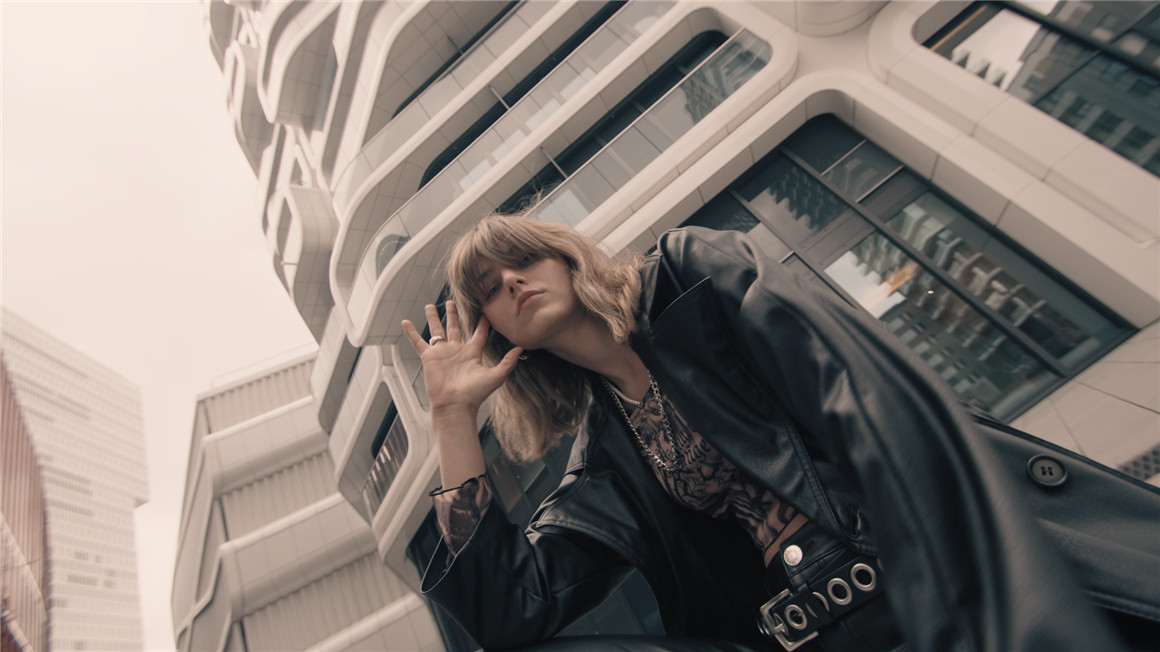 Acidbite – GRITTY LUTS 600多个高级审美短片冷蓝沙棕黑白风格化多个LUTs调色预设 插件预设 sucaiwan.com