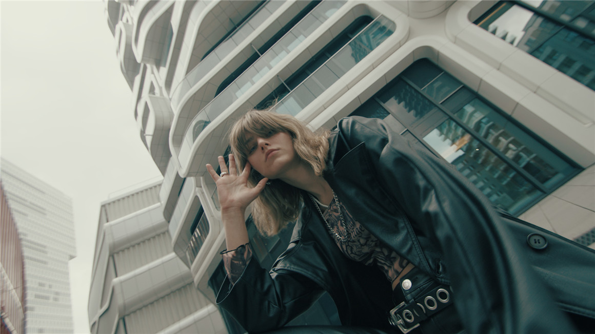 Acidbite – GRITTY LUTS 600多个高级审美短片冷蓝沙棕黑白风格化多个LUTs调色预设 插件预设 sucaiwan.com