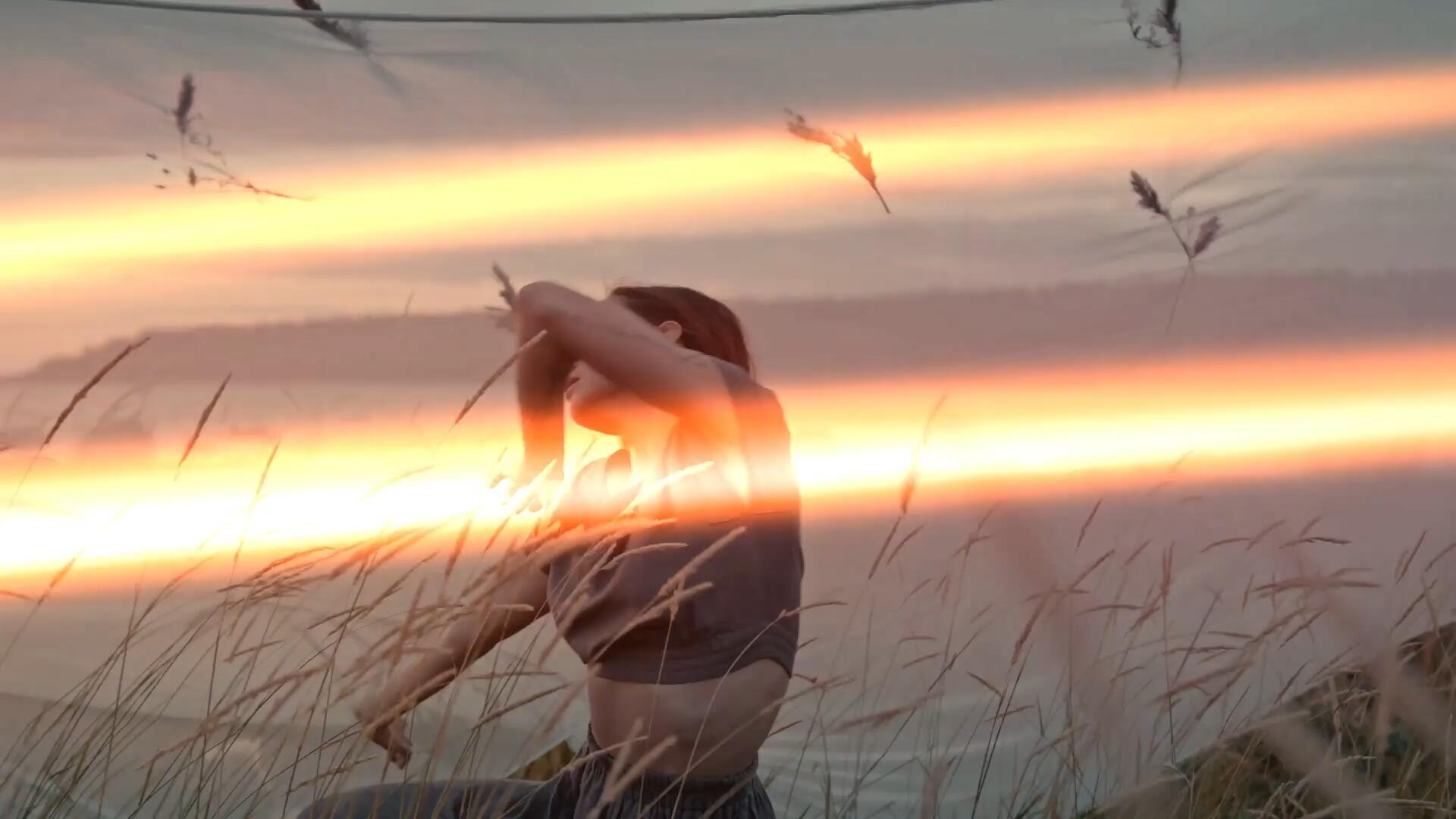 PR模板: 复古做旧胶片燃烧漏光动态光耀斑转场动画过渡 , 第6张-素材湾丨精选海外优质设计素材资源 PR模板: 复古做旧胶片燃烧漏光动态光耀斑转场动画过渡 , sucaiwan.com