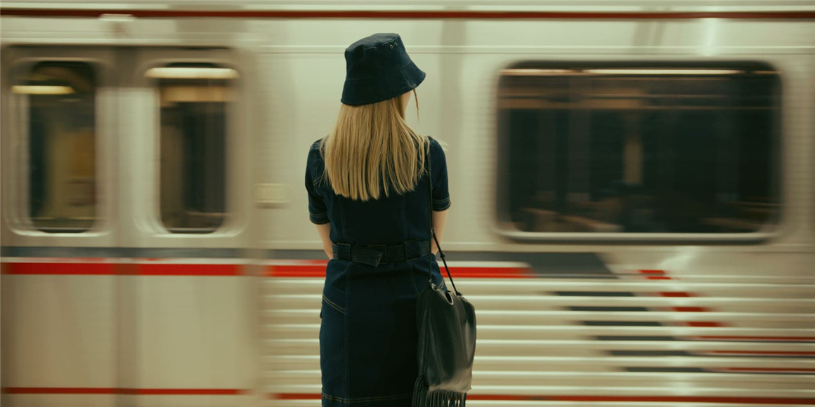 CINEGRAMS 10个复古好莱坞标志电影外观色彩分级LUT调色预设 CINEGRAMS – Cinematic Looks V1 插件预设 sucaiwan.com