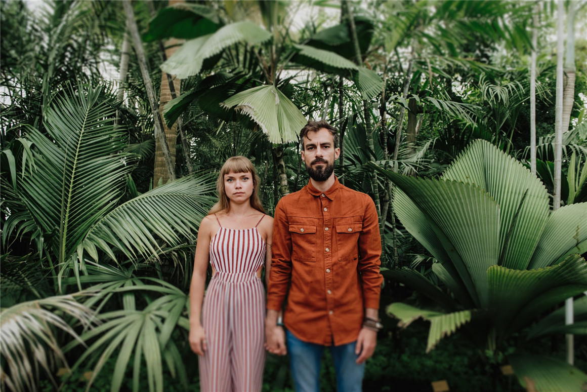 LR预设:10款创意柔和桃色高对比度颗粒纹理电影质感婚礼生活方式摄影照片调色Lightroom预设包 Archipelago Quest – Quest 27 Serenus Presets , 第5张-素材湾丨精选海外优质设计素材资源 LR预设:10款创意柔和桃色高对比度颗粒纹理电影质感婚礼生活方式摄影照片调色Lightroom预设包 Archipelago Quest – Quest 27 Serenus Presets , sucaiwan.com