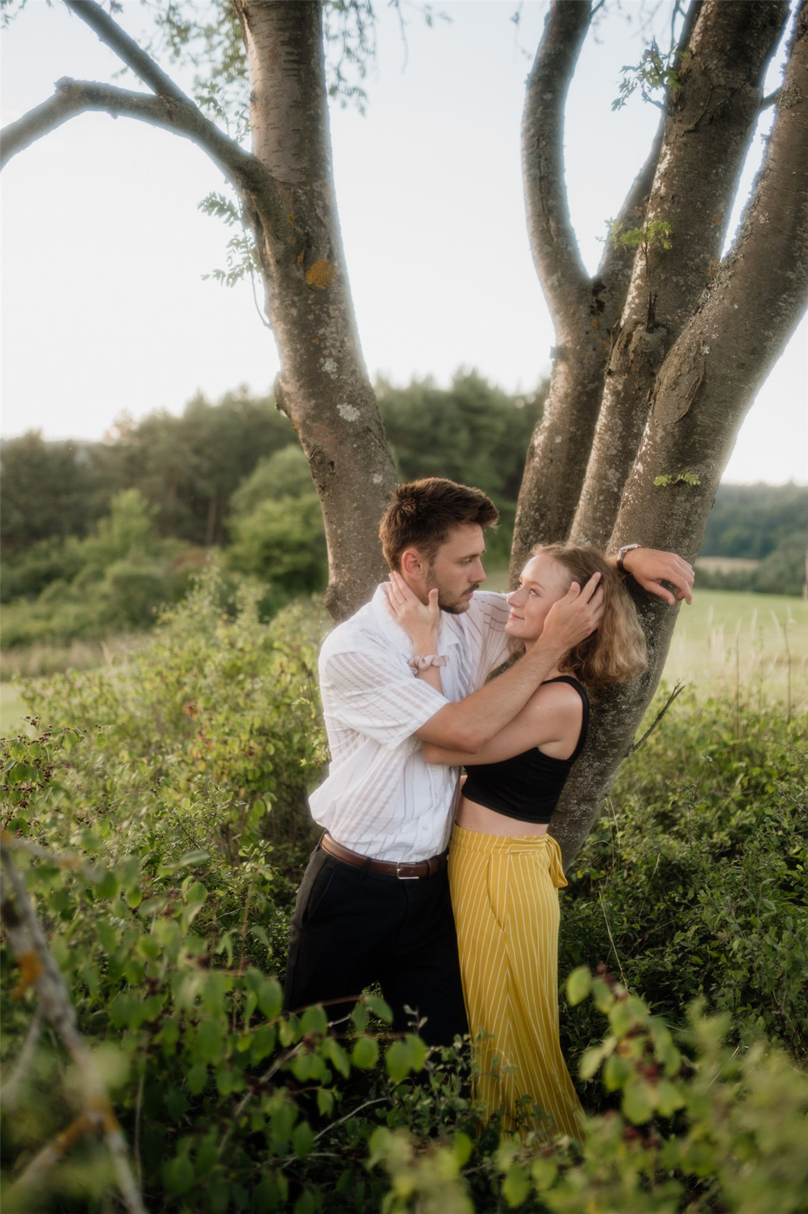 LR预设:10款创意柔和桃色高对比度颗粒纹理电影质感婚礼生活方式摄影照片调色Lightroom预设包 Archipelago Quest – Quest 27 Serenus Presets , 第6张-素材湾丨精选海外优质设计素材资源 LR预设:10款创意柔和桃色高对比度颗粒纹理电影质感婚礼生活方式摄影照片调色Lightroom预设包 Archipelago Quest – Quest 27 Serenus Presets , sucaiwan.com